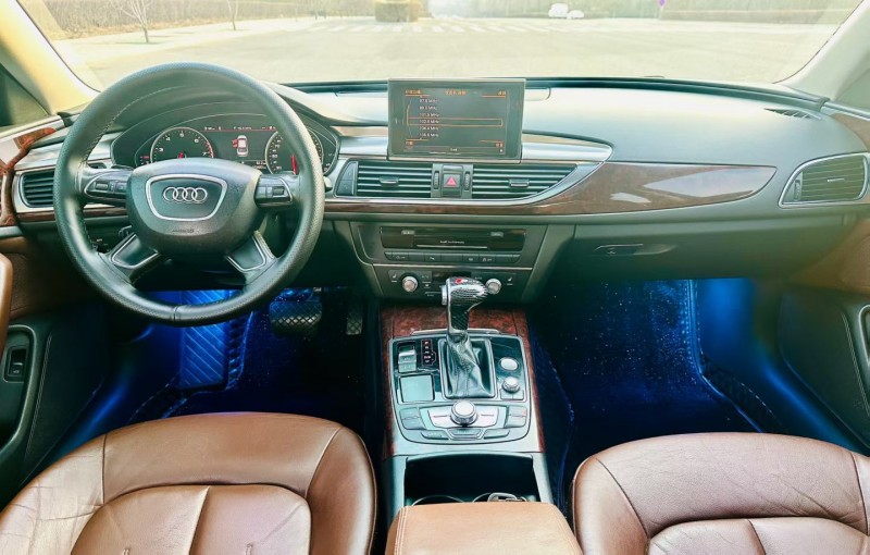 太原13年奥迪A6L8