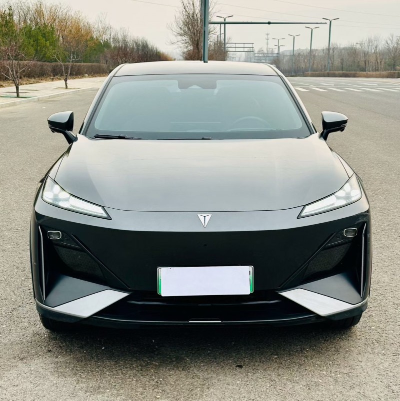 太原23年长安汽车深蓝1