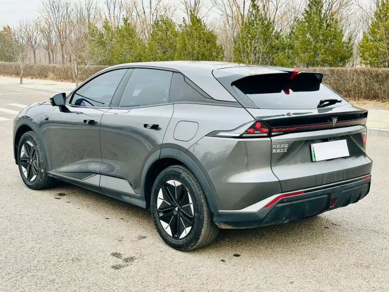 太原23年长安汽车深蓝9