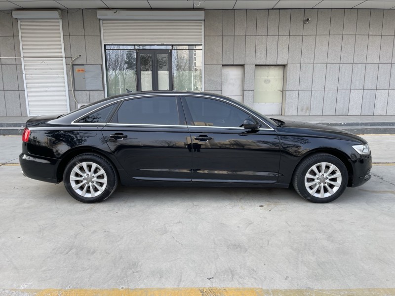 济宁16年奥迪A6L8