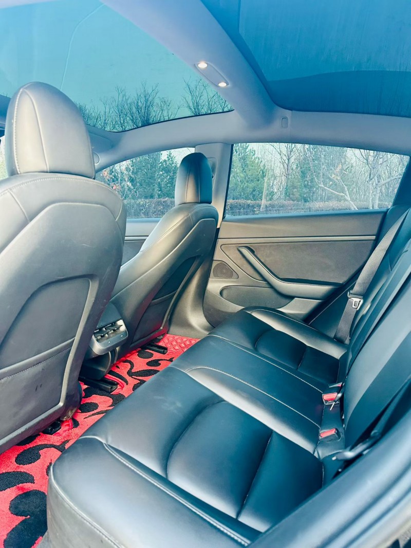 太原21年特斯拉MODEL 35