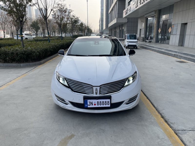 济宁15年林肯MKZ1