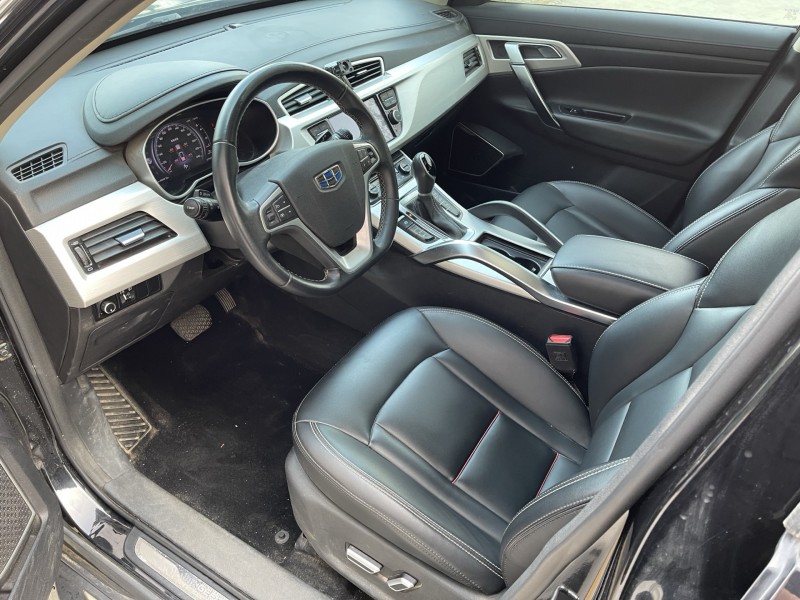 济宁18年吉利博越4