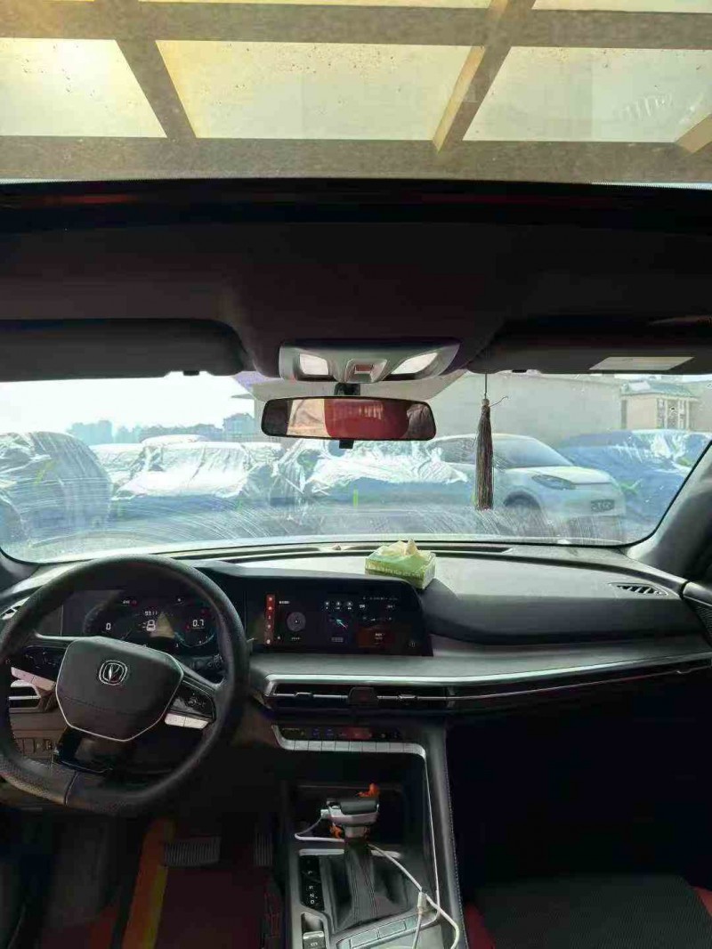 徐州25年长安汽车CS354