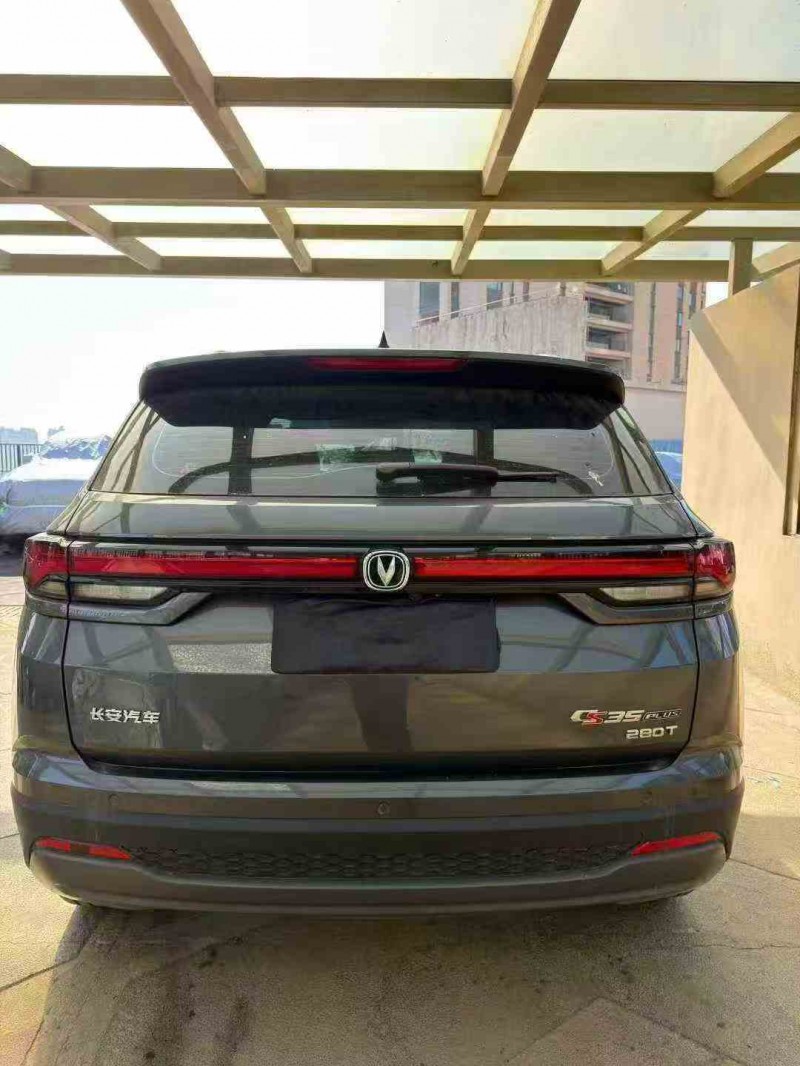 徐州25年长安汽车CS359