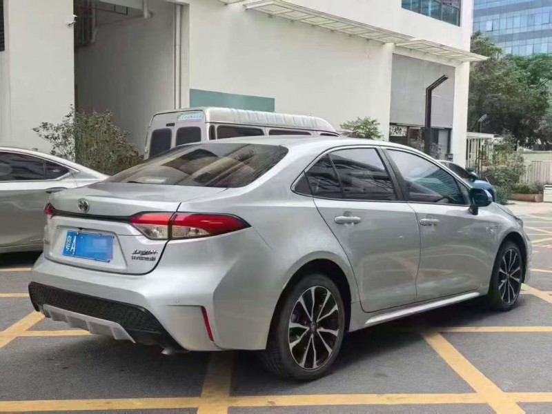 深圳23年丰田雷凌7