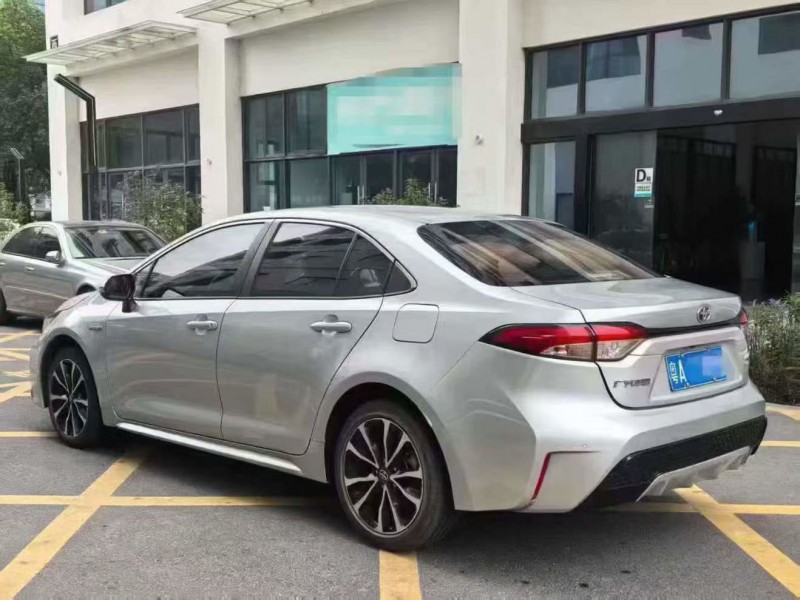 深圳23年丰田雷凌9