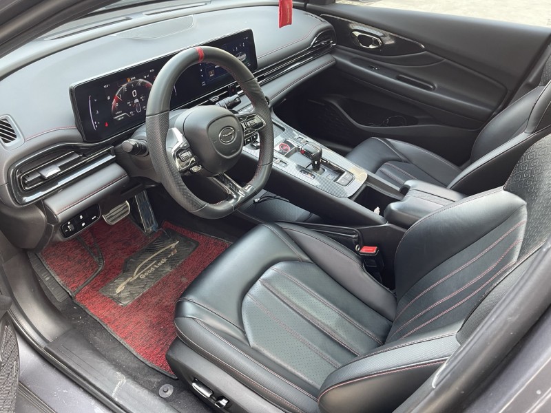 济宁23年传祺影豹4