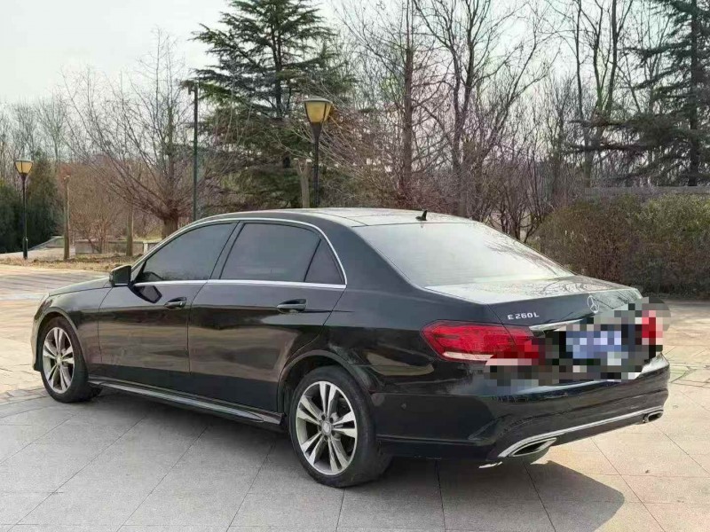 青岛15年奔驰E8