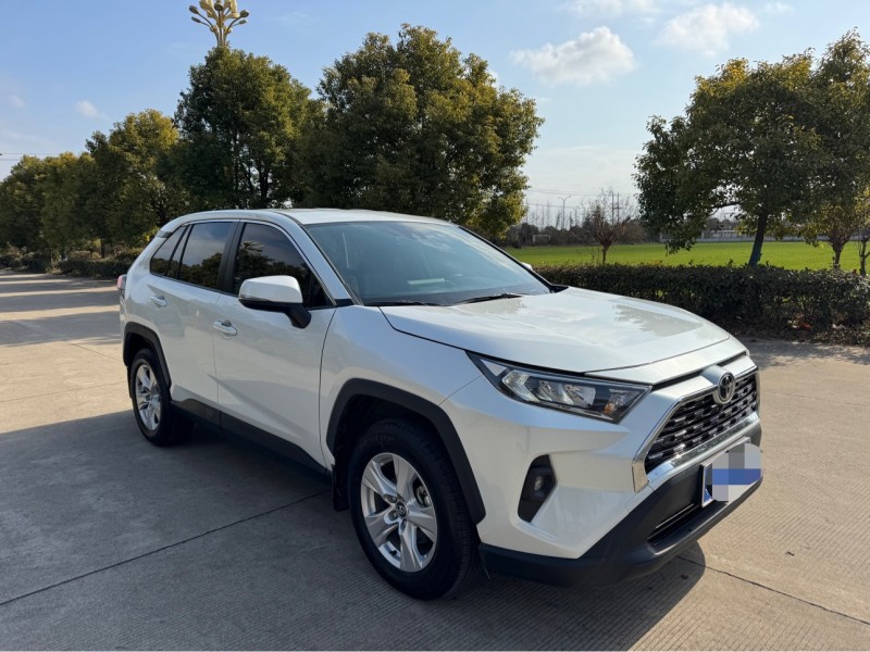 盐城25年丰田RAV4荣放3