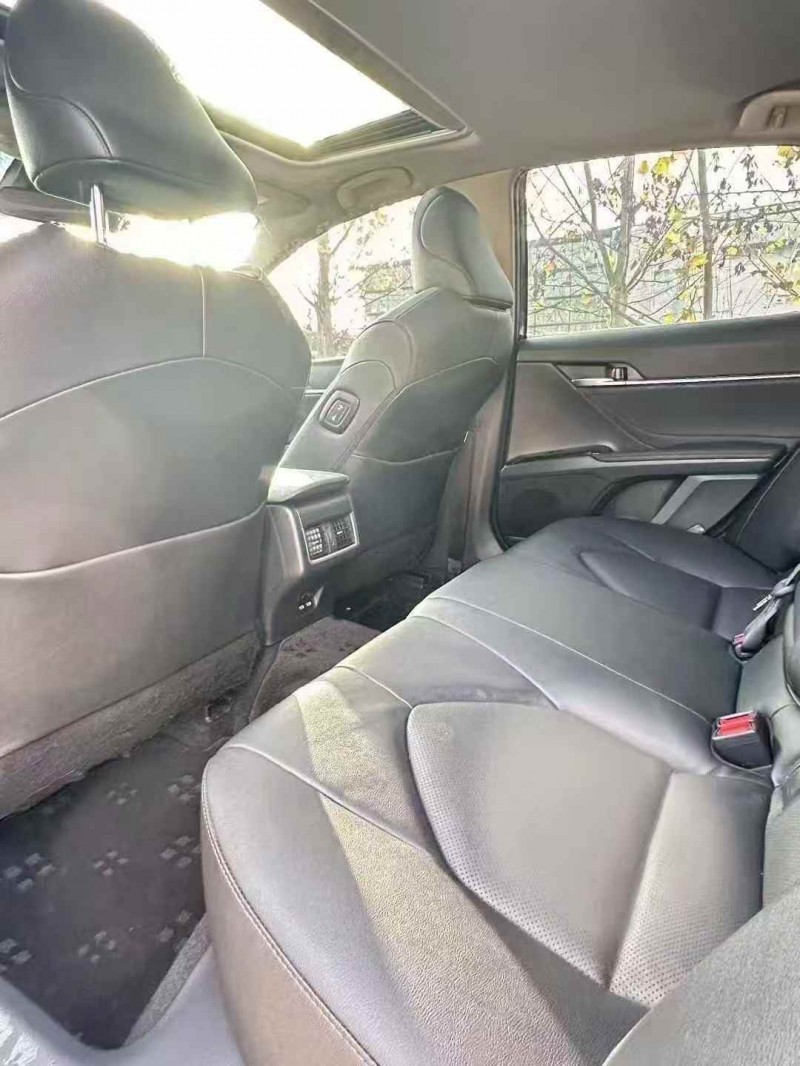 烟台23年丰田凯美瑞5