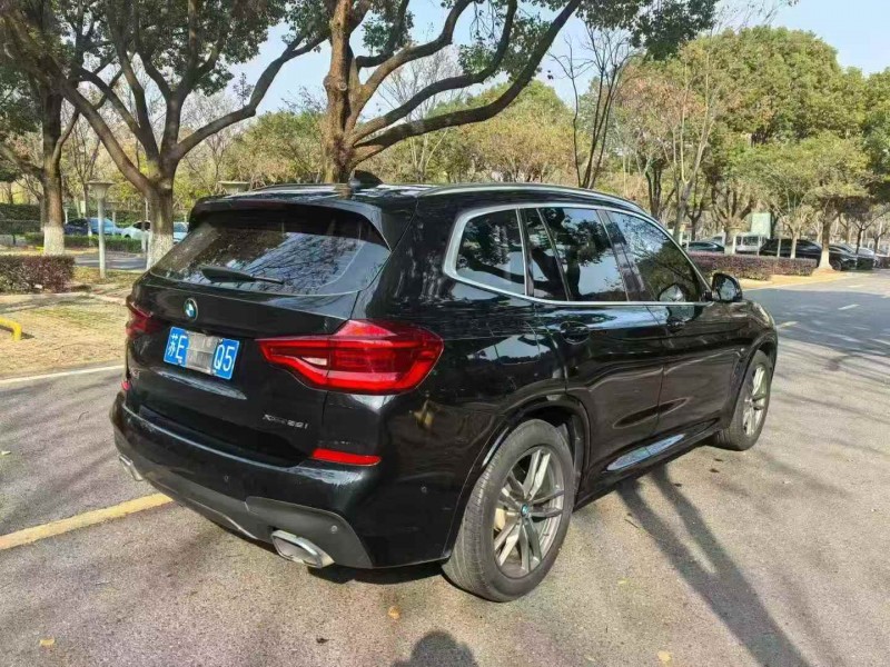 常州20年宝马X38