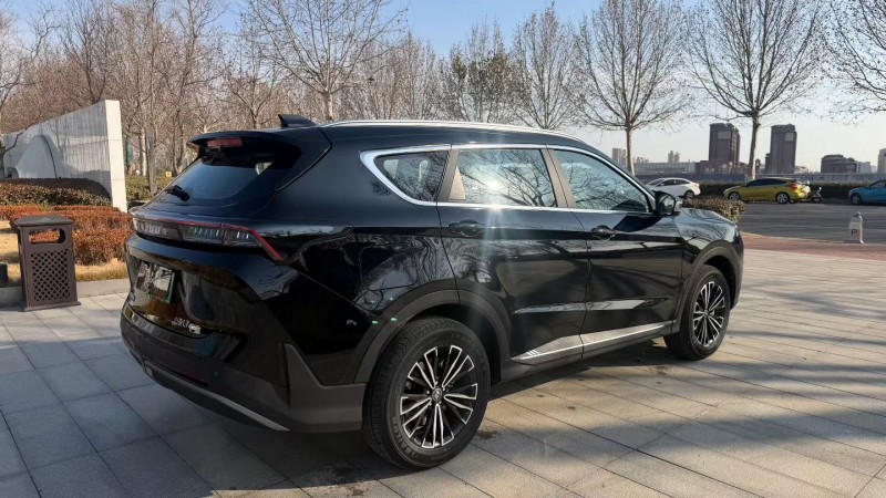 青岛25年奇瑞捷途8