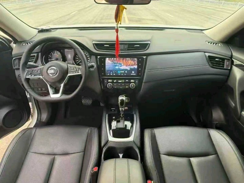 商丘24年日产奇骏5