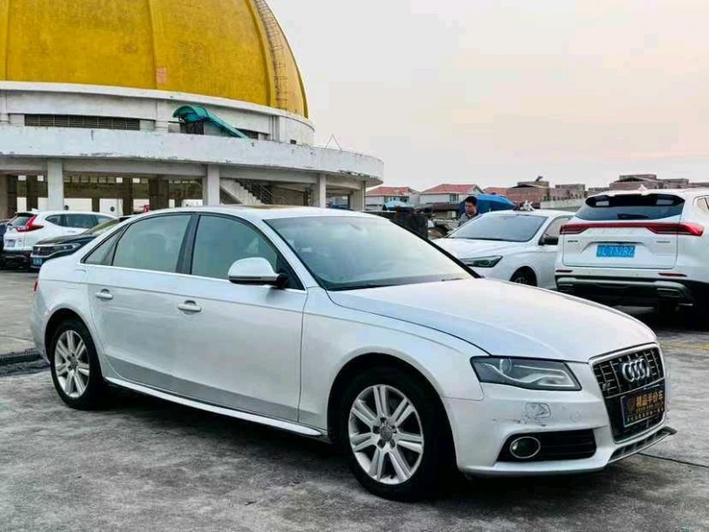 东莞12年奥迪A4L3