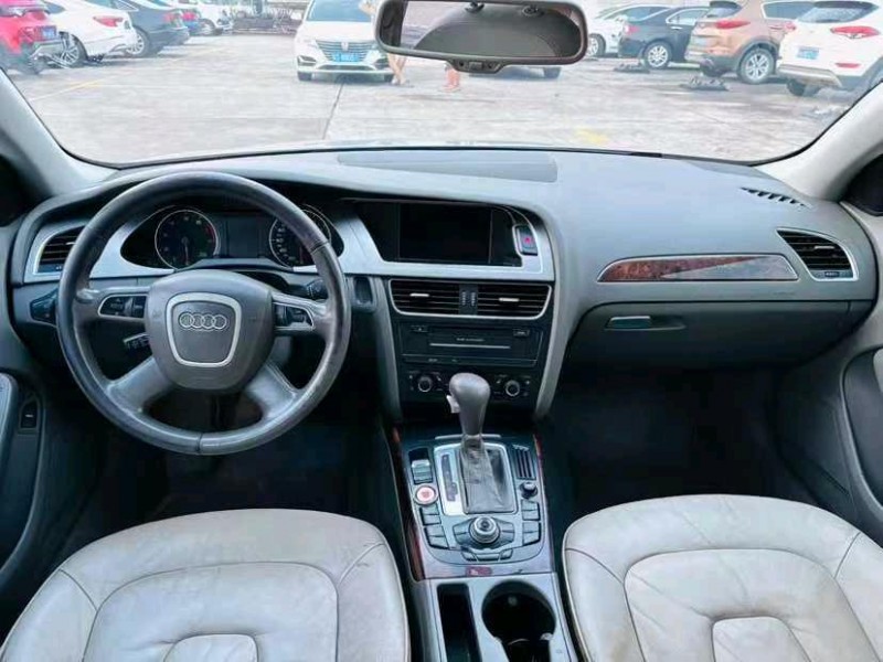 东莞12年奥迪A4L9