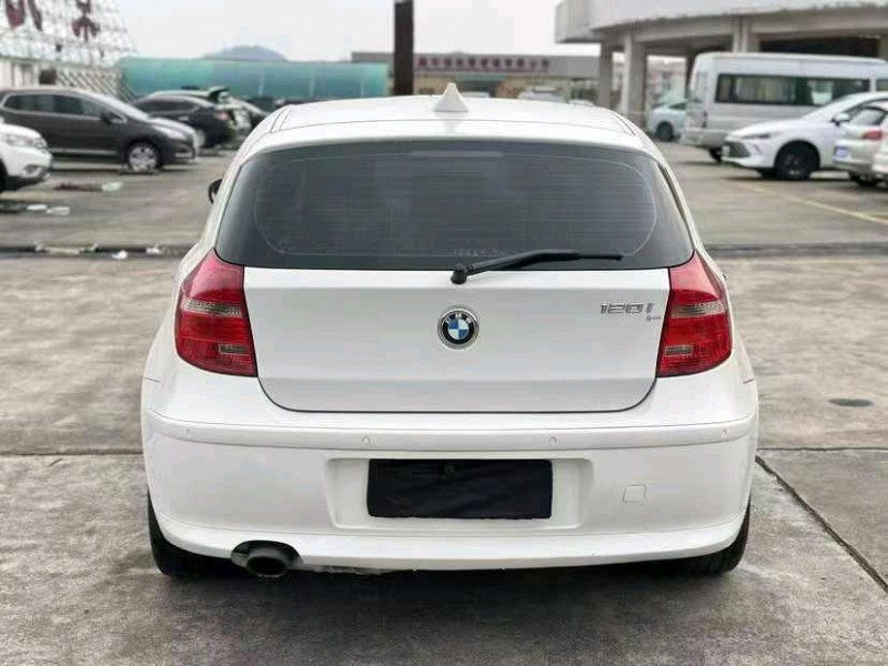 东莞11年宝马1系7