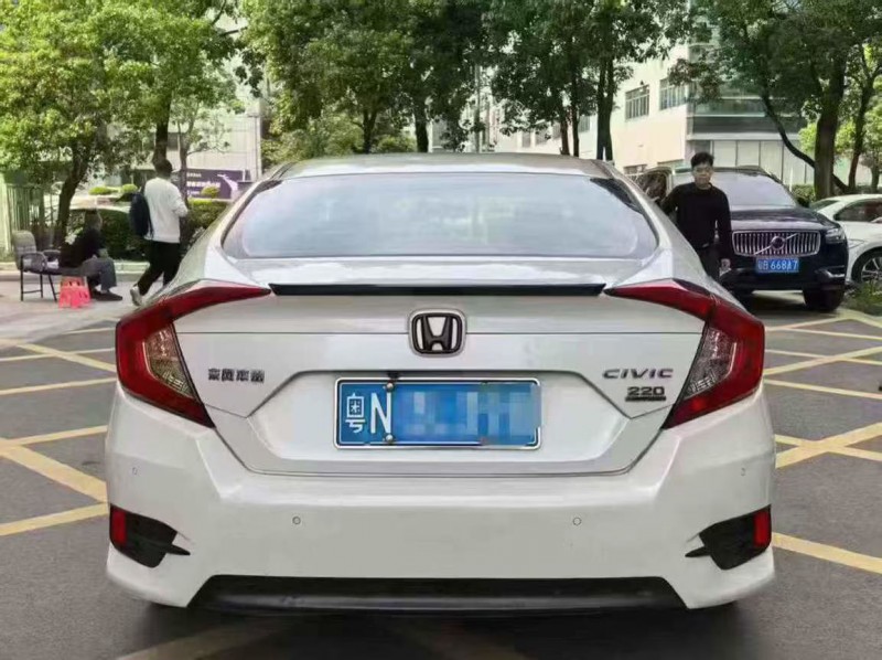 深圳20年本田思域5