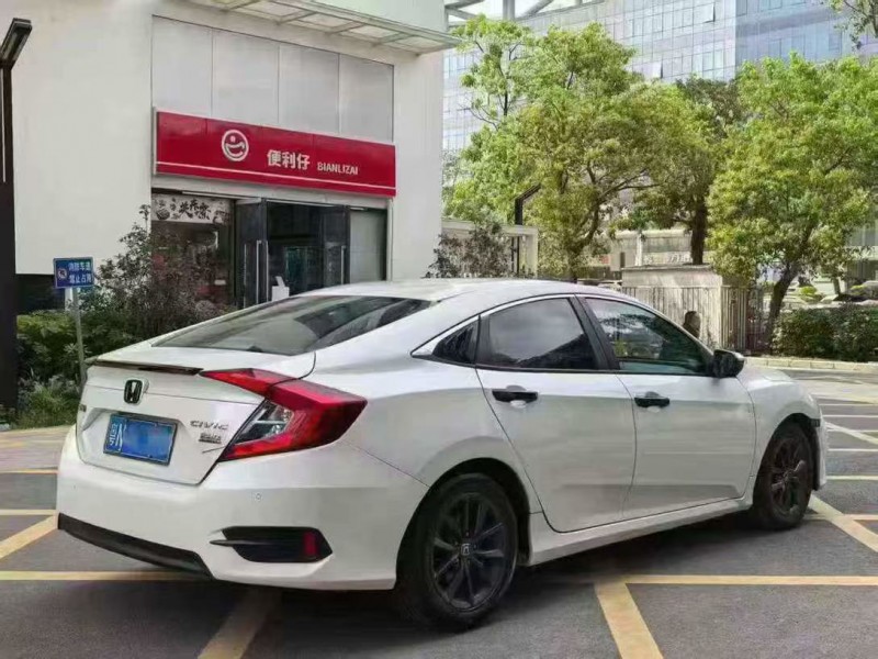 深圳20年本田思域7