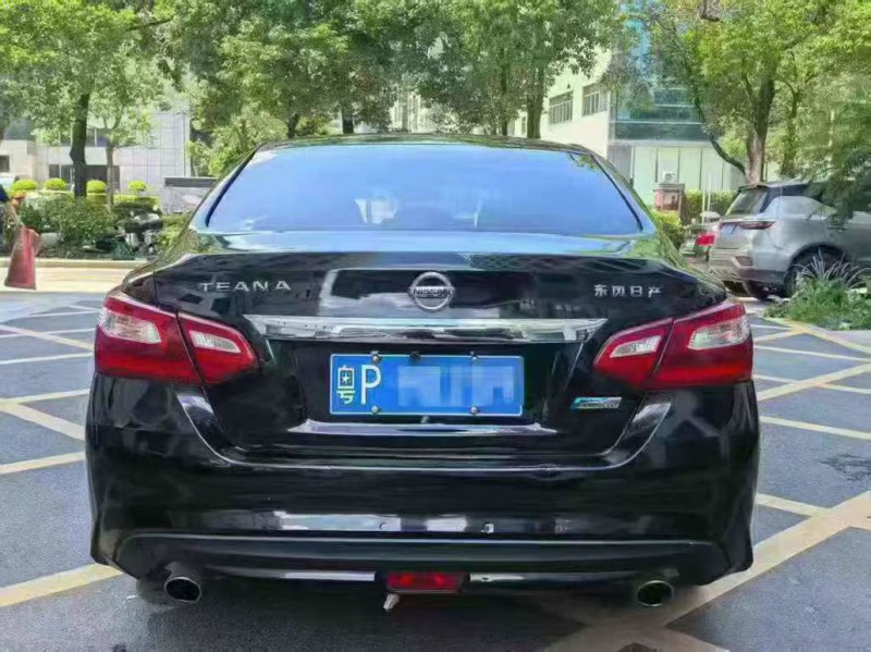深圳17年日产天籁5