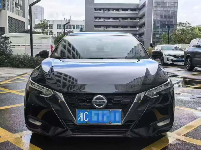 深圳20年日产轩逸1