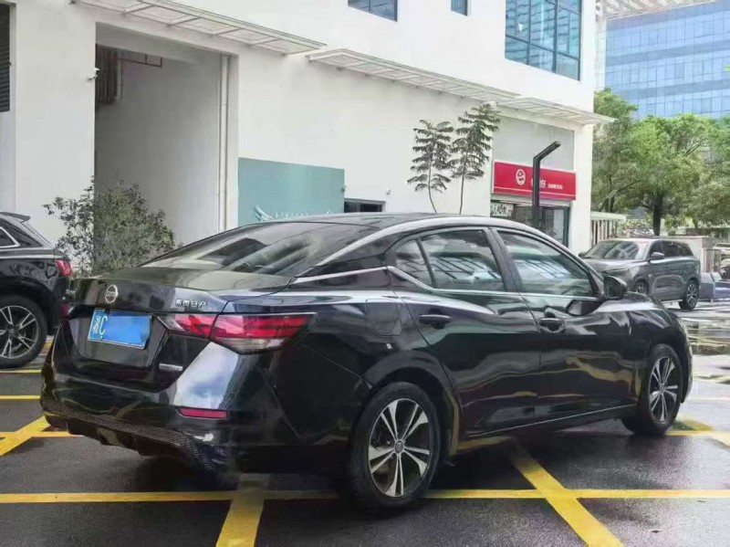 深圳20年日产轩逸7