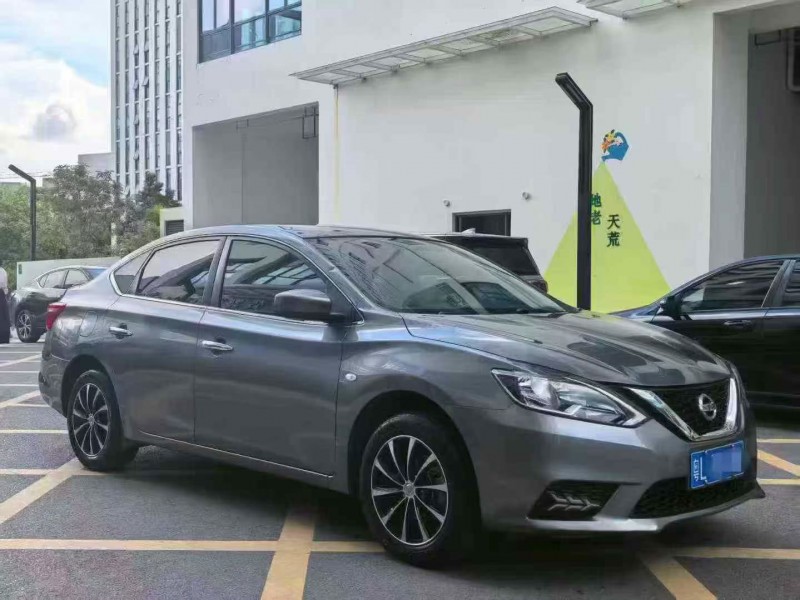 深圳20年日产轩逸5