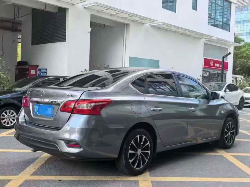 深圳20年日产轩逸7