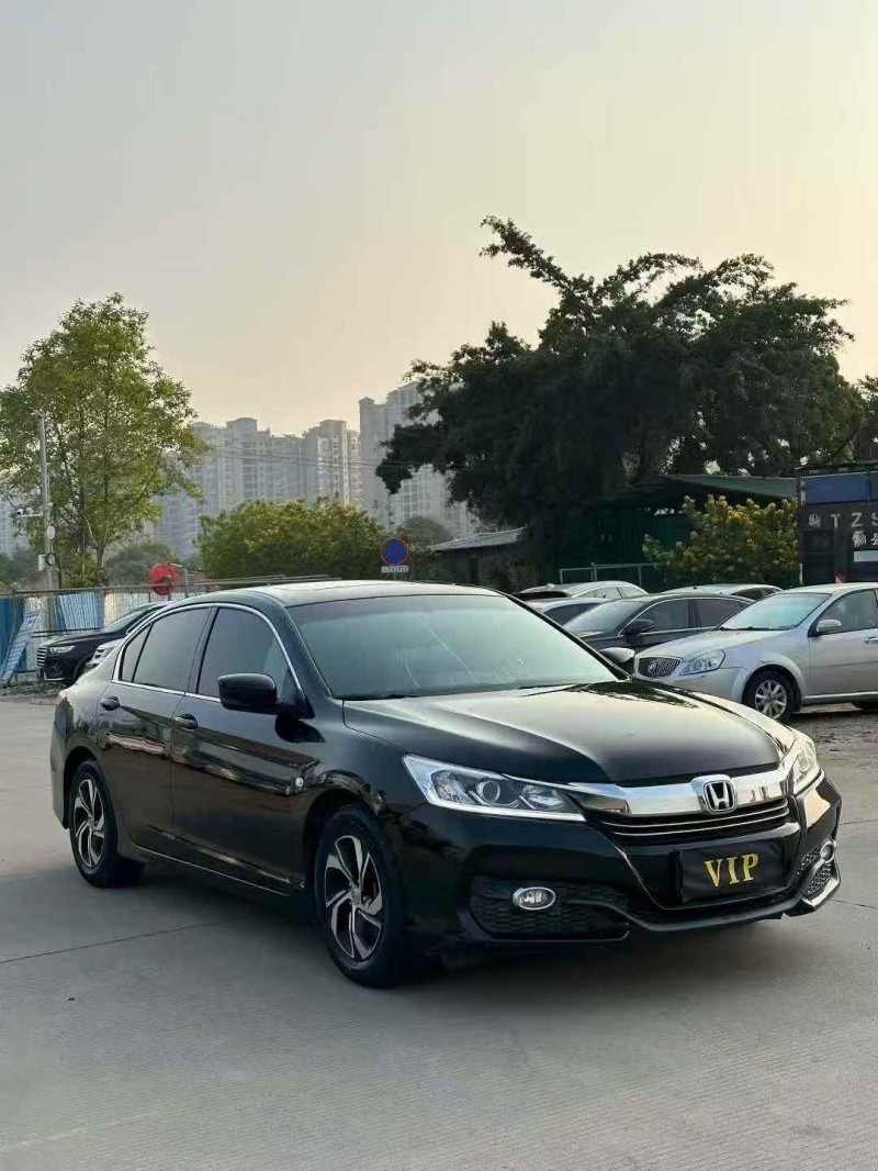 中山18年本田雅阁4