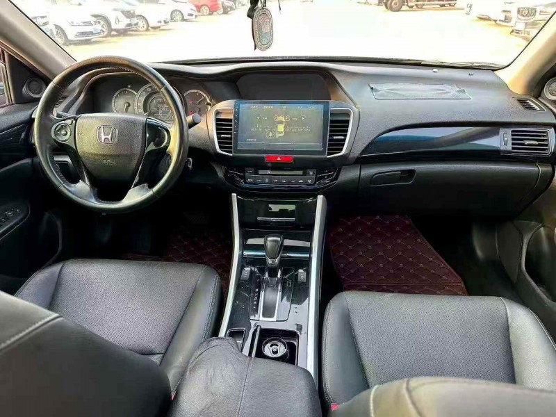 中山18年本田雅阁7