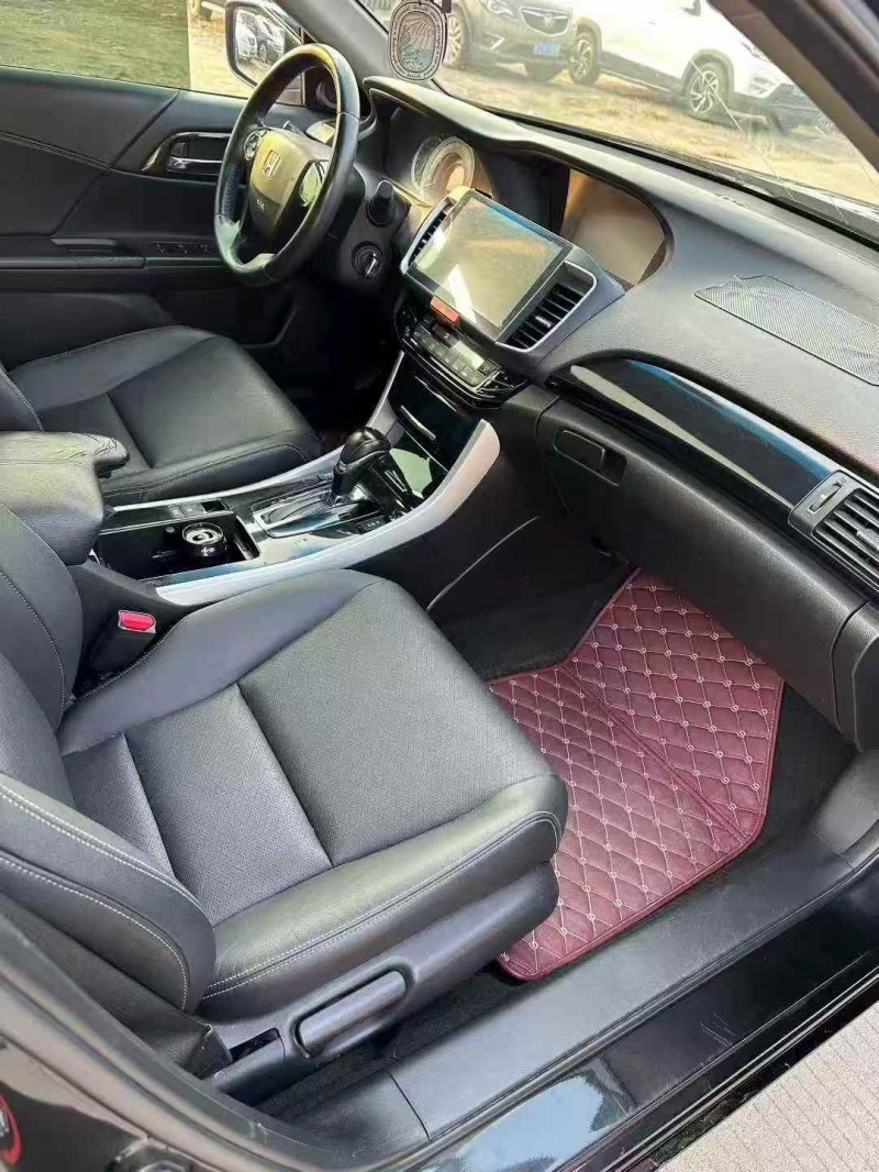 中山18年本田雅阁8