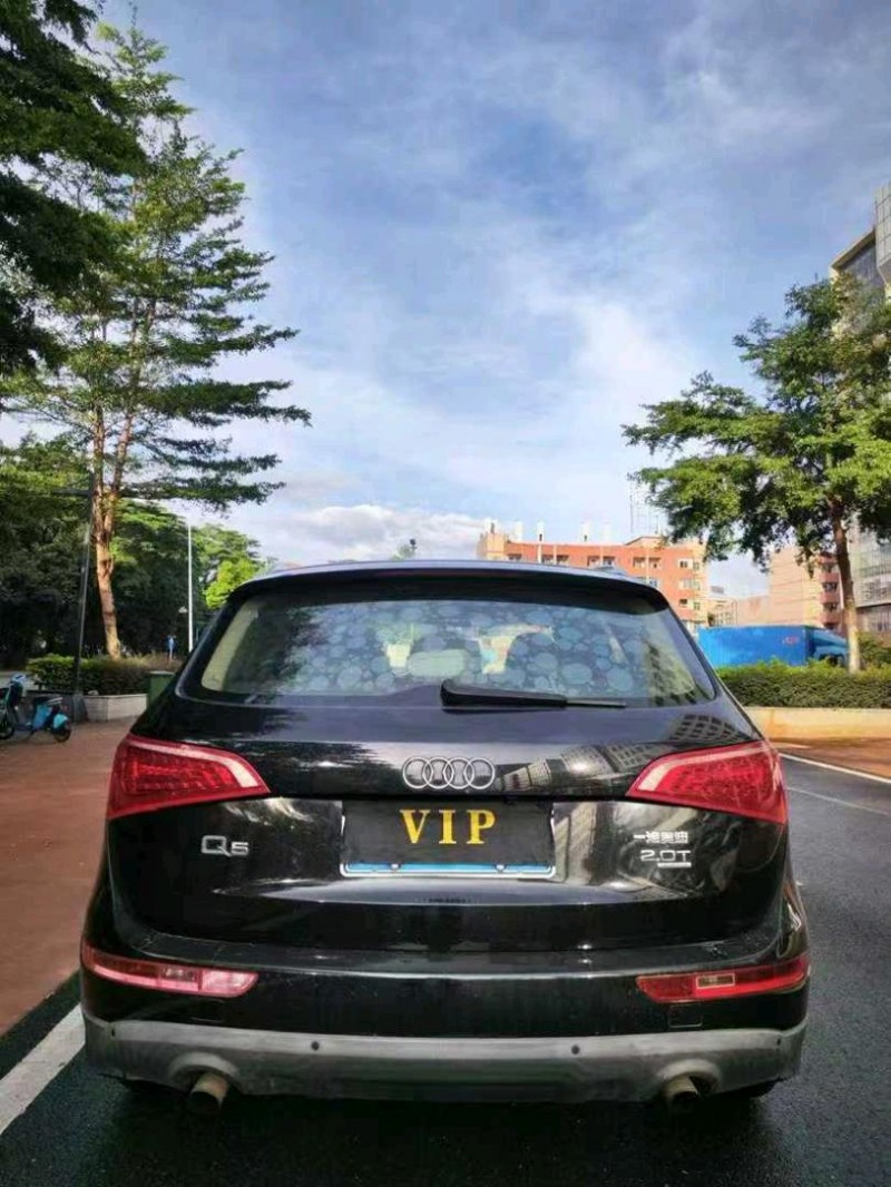 东莞12年奥迪Q54