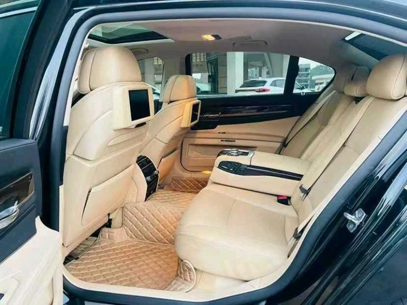 东莞11年宝马7系4