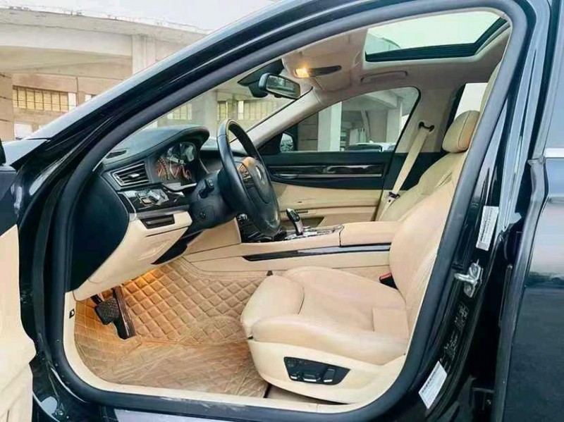 东莞11年宝马7系5