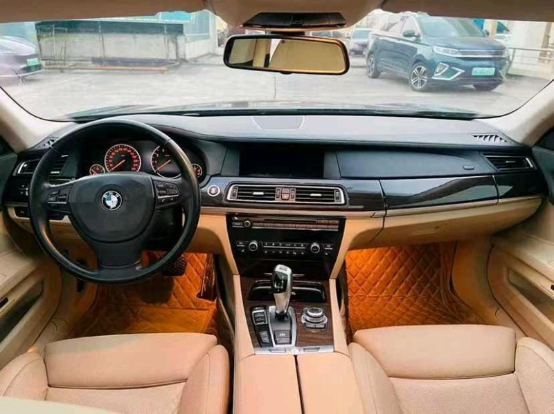 东莞11年宝马7系6
