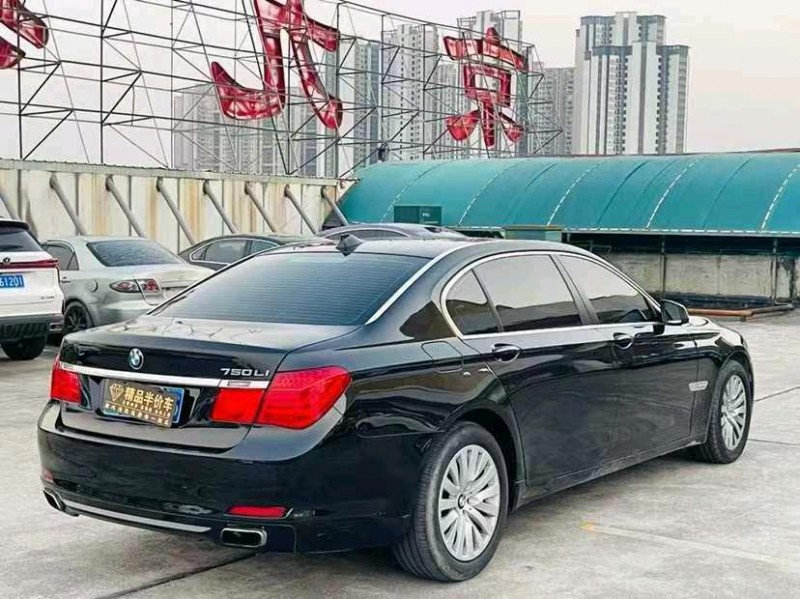 东莞11年宝马7系8