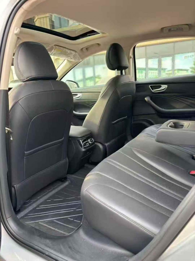 邯郸24年荣威D76