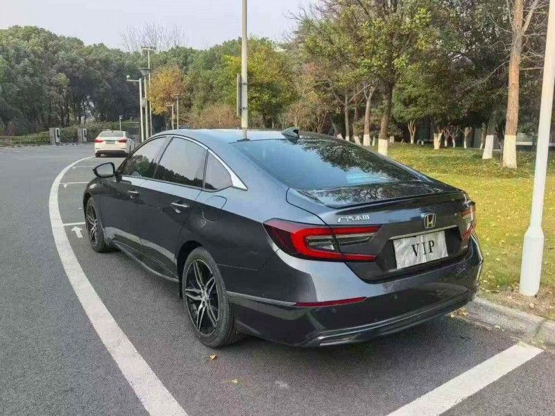 常州22年本田雅阁8