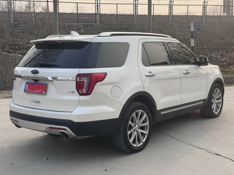 郑州17年福特探险者6