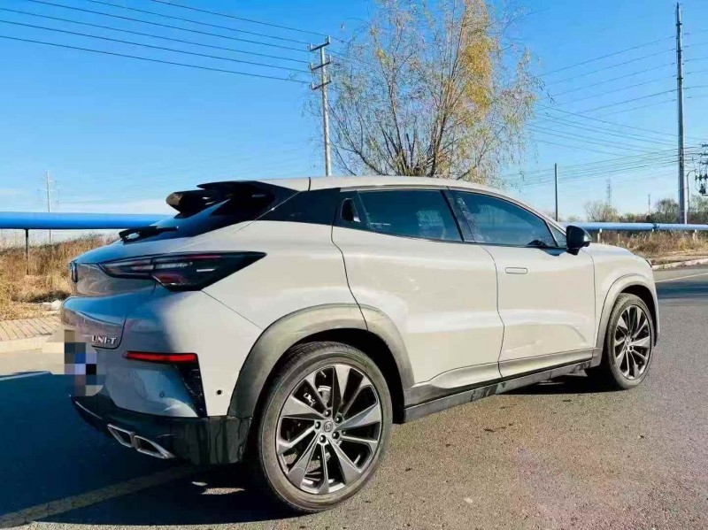 枣庄21年长安汽车UNI8