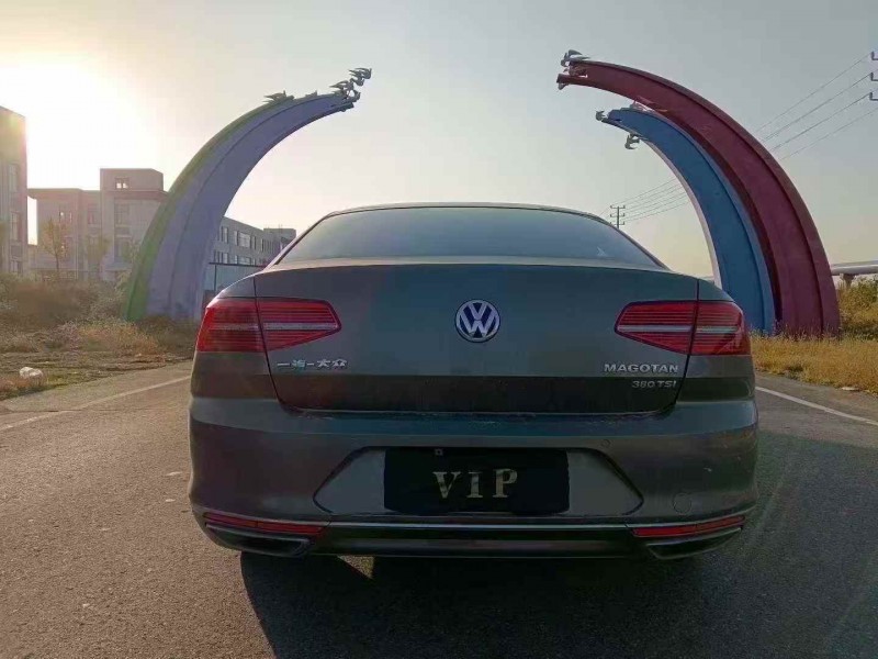 枣庄17年大众迈腾7