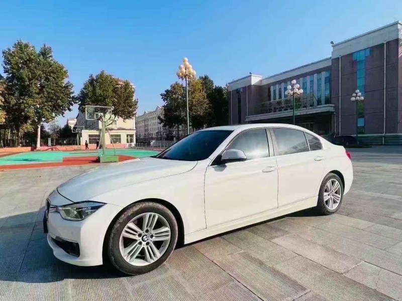 东营17年宝马3系2