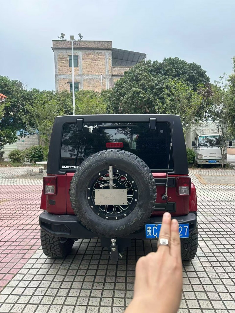 广州12年Jeep牧马人9