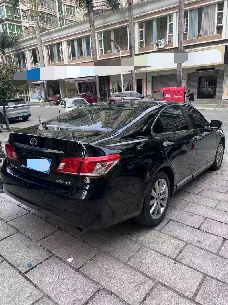 广州09年雷克萨斯ES5