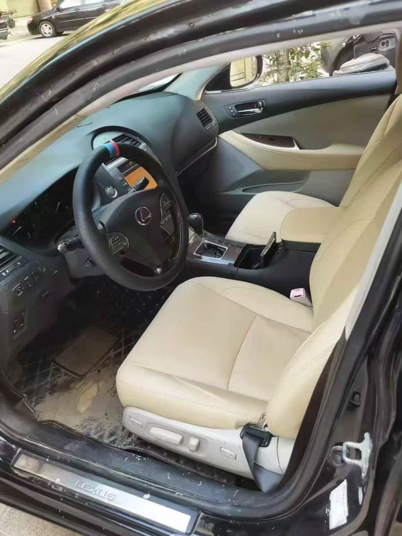 广州09年雷克萨斯ES8