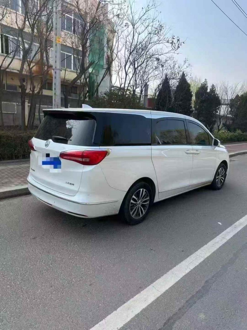 青岛18年别克GL88