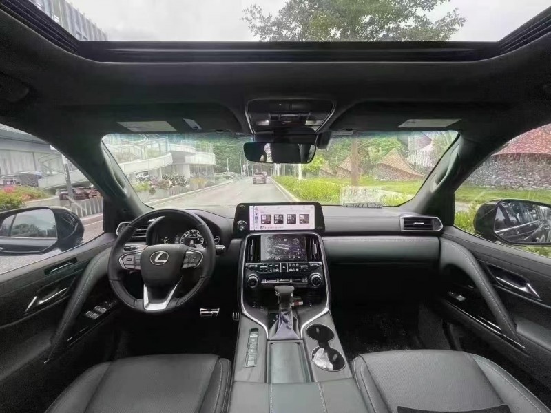 深圳25年雷克萨斯LX6