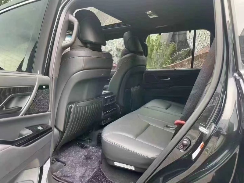 深圳25年雷克萨斯LX7