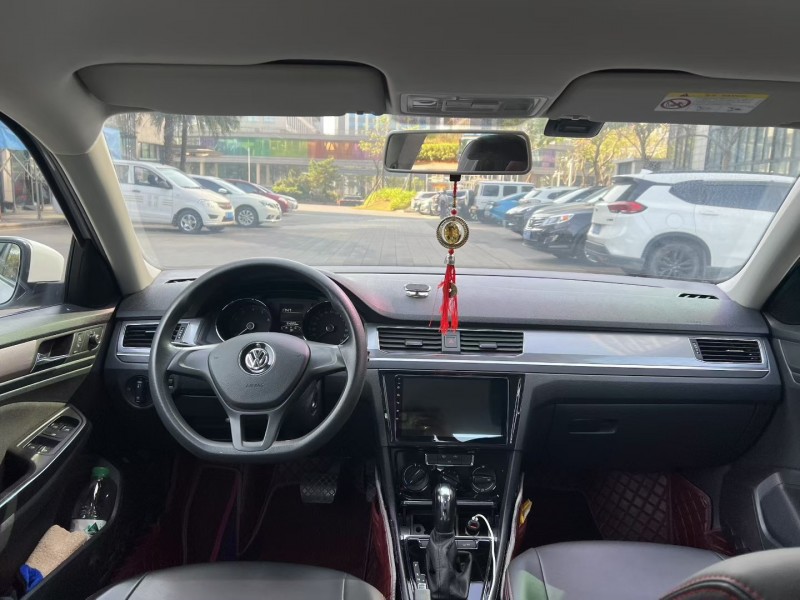 佛山21年大众宝来5