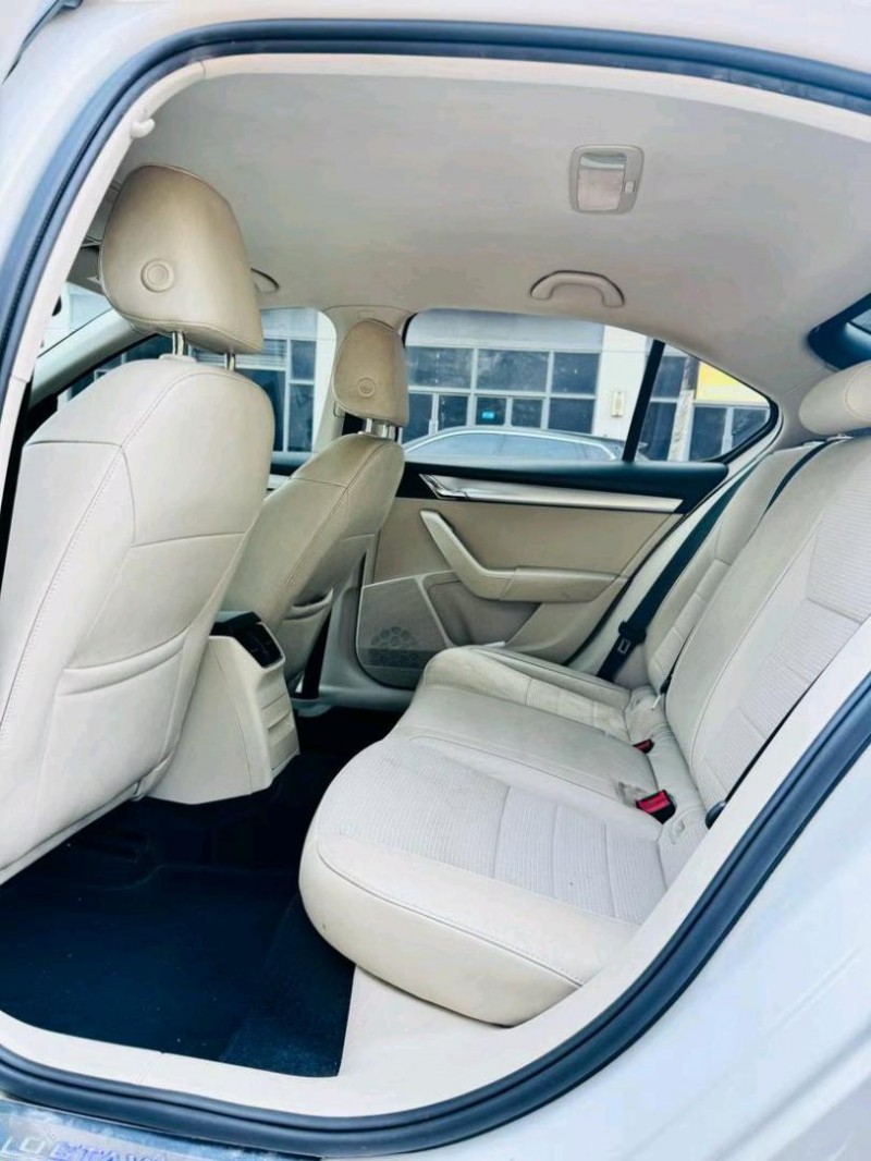 东莞16年斯柯达明锐5